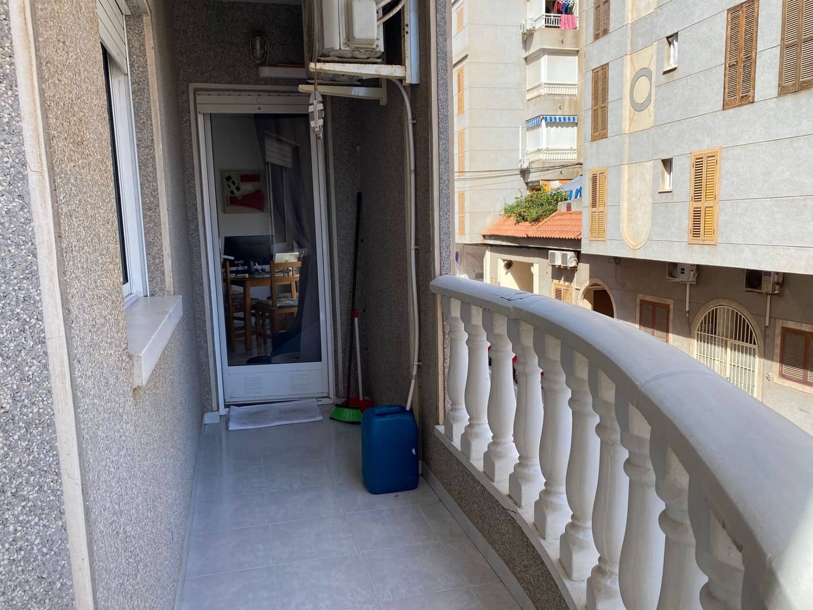 2 soverom Leilighet til salgs i Torrevieja med garasje - € 139 900 (Ref: 9676955)