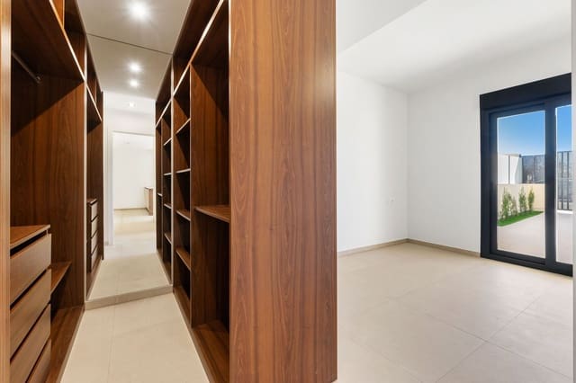 2 soveværelse Lejlighed til salg i La Veleta, Torrevieja med swimmingpool garage - € 400.000 (Ref: 9676956)