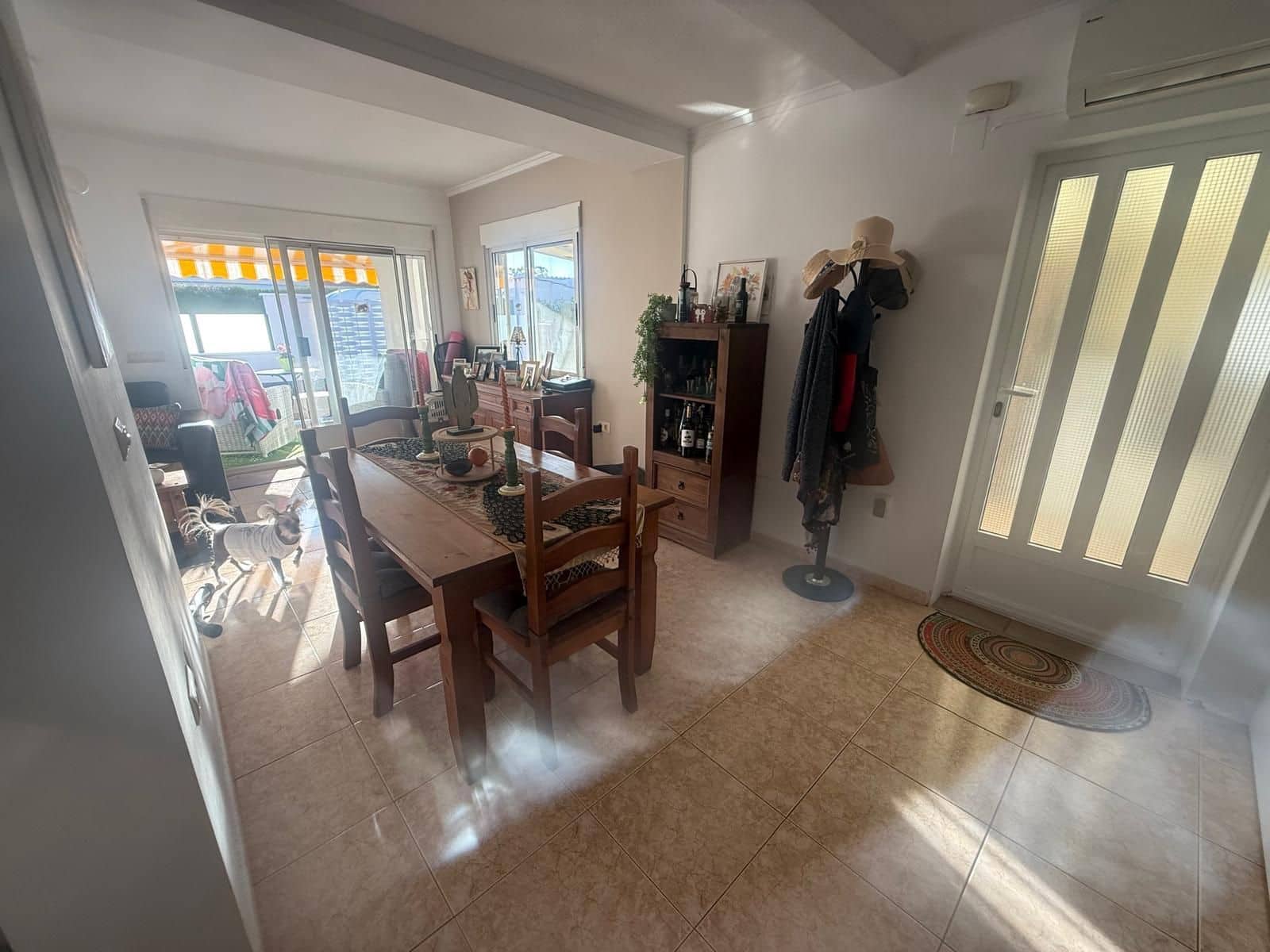 2 bedroom Villa for sale in Torrevieja with pool - € 285,000 (Ref: 9694848)