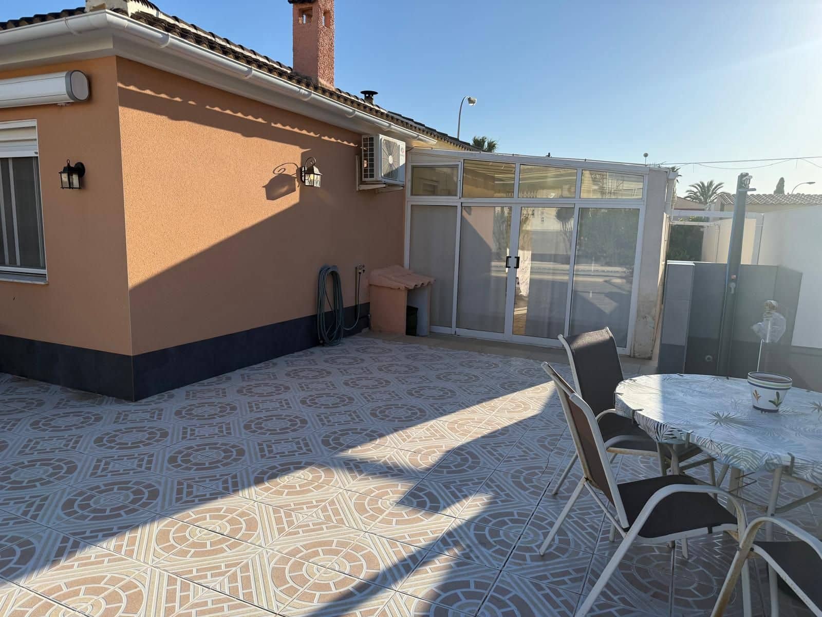 2 bedroom Villa for sale in Torrevieja with pool - € 285,000 (Ref: 9694848)