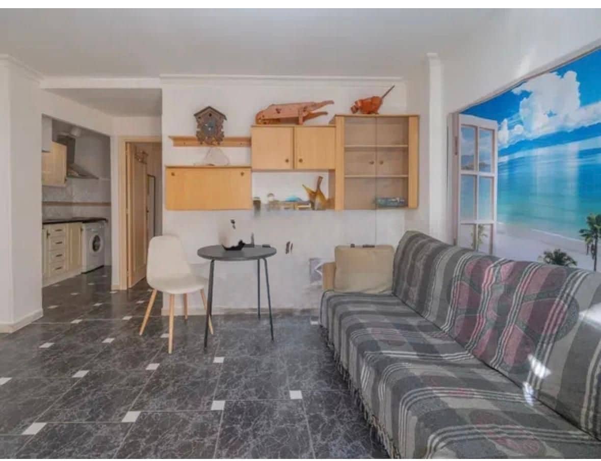 2 bedroom Apartment for sale in Torrevieja with pool - € 129,900 (Ref: 9719668)