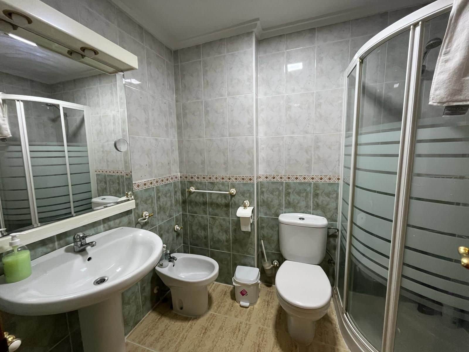 Apartamento de 2 habitaciones en Torrevieja en venta - 159.900 € (Ref: 9755358)