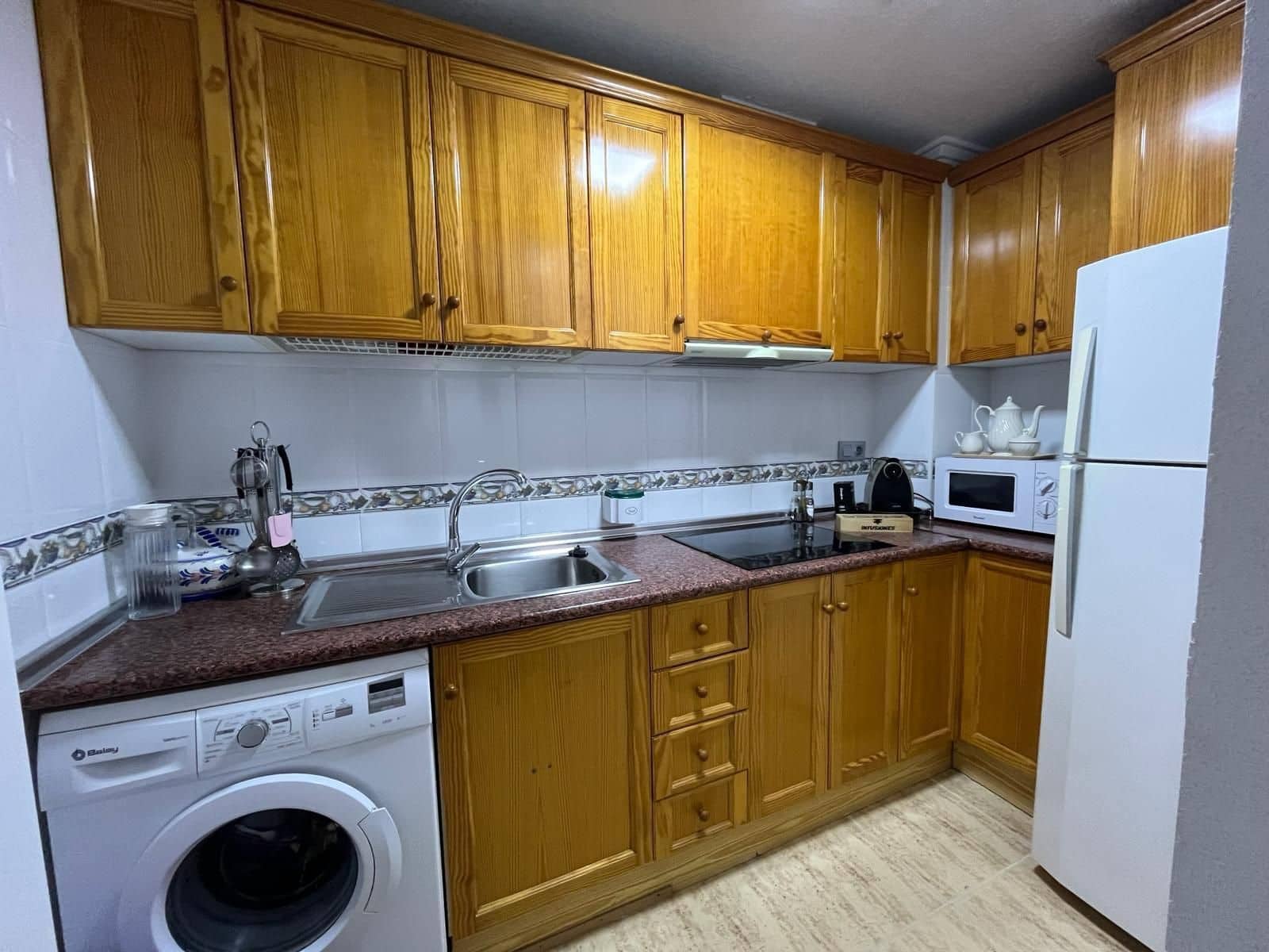 Apartamento de 2 habitaciones en Torrevieja en venta - 159.900 € (Ref: 9755358)