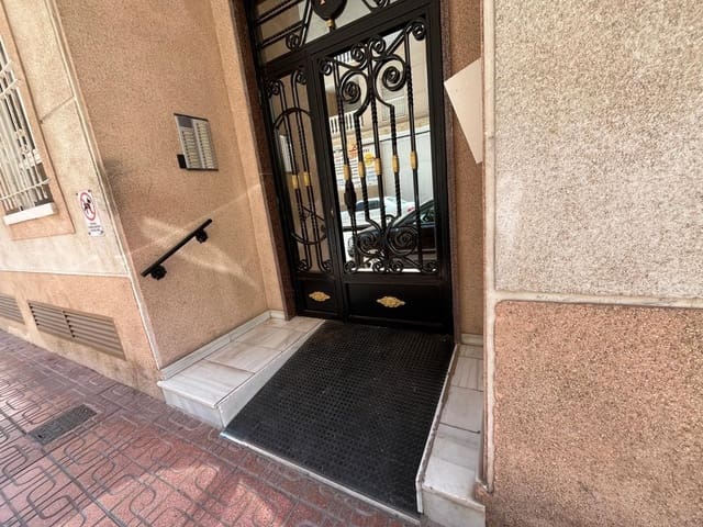 2 chambre Appartement à vendre à Torrevieja - 159 900 € (Ref: 9755358)