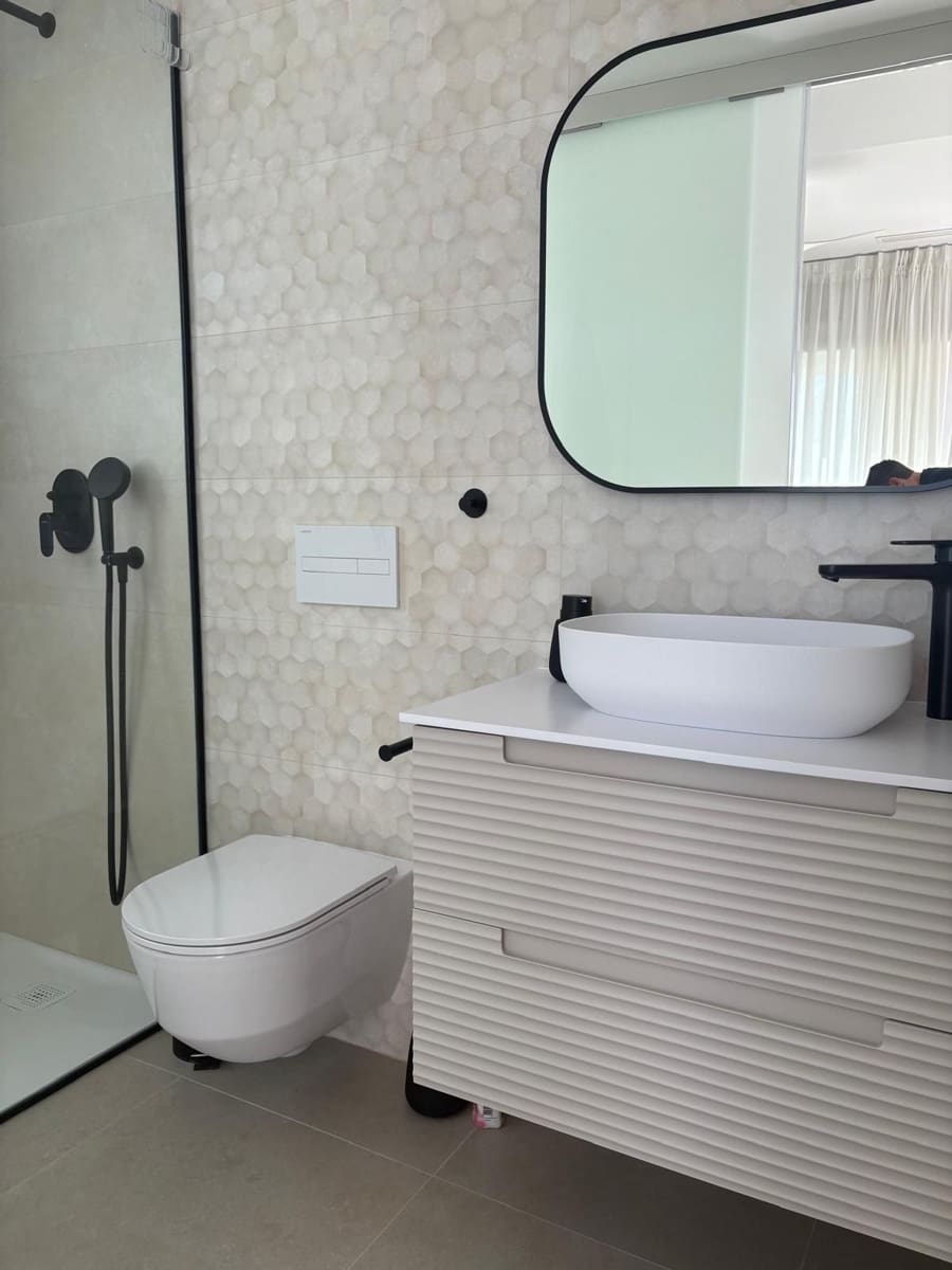 3 bedroom Villa for sale in Pilar de la Horadada with pool garage - € 549,900 (Ref: 9772749)