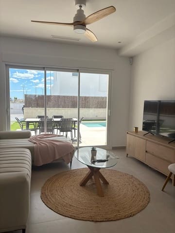 3 quarto Moradia para venda em Pilar de la Horadada com piscina garagem - 549 900 € (Ref: 9772749)