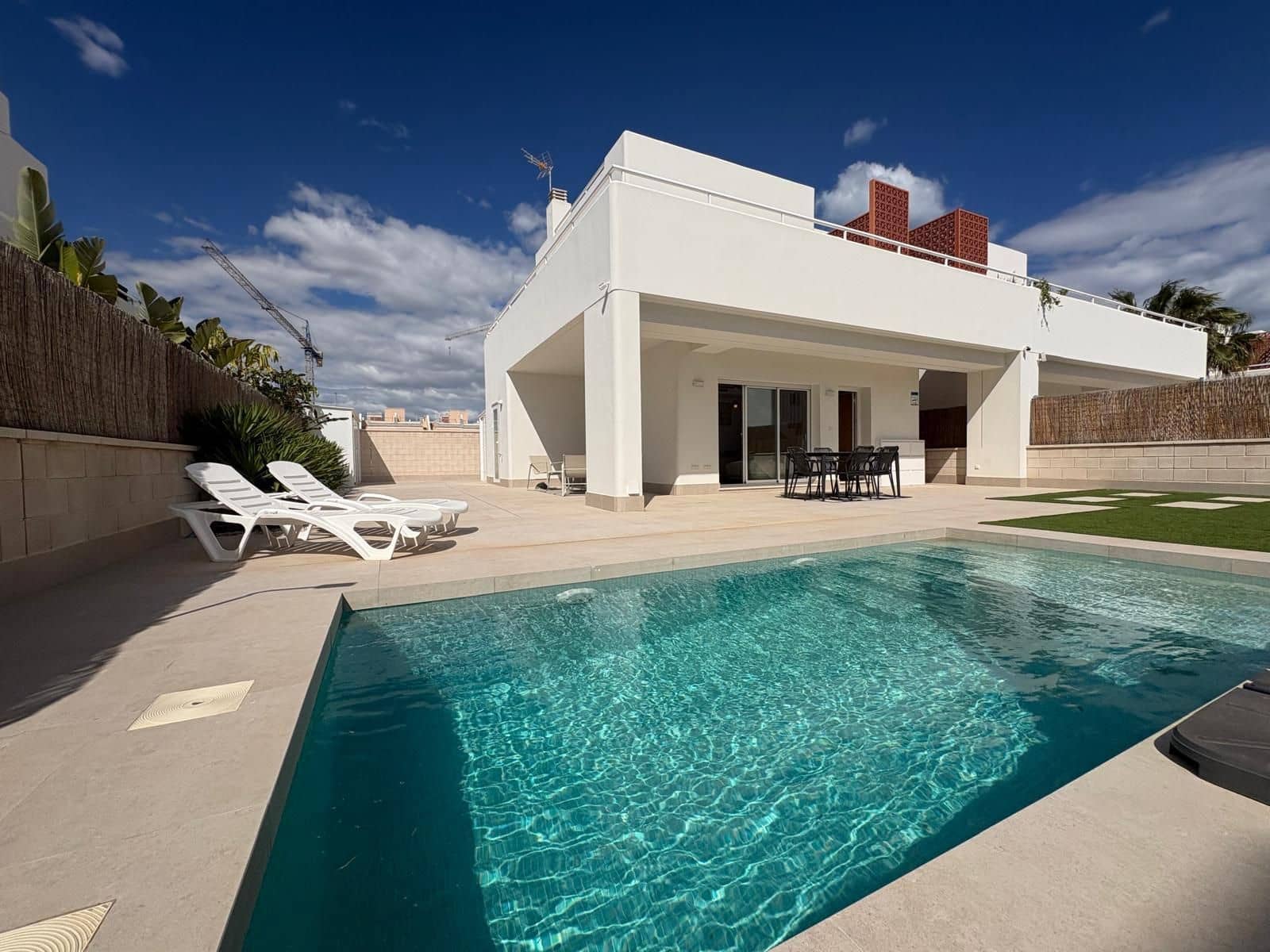 3 bedroom Villa for sale in Pilar de la Horadada with pool garage - € 549,900 (Ref: 9772749)