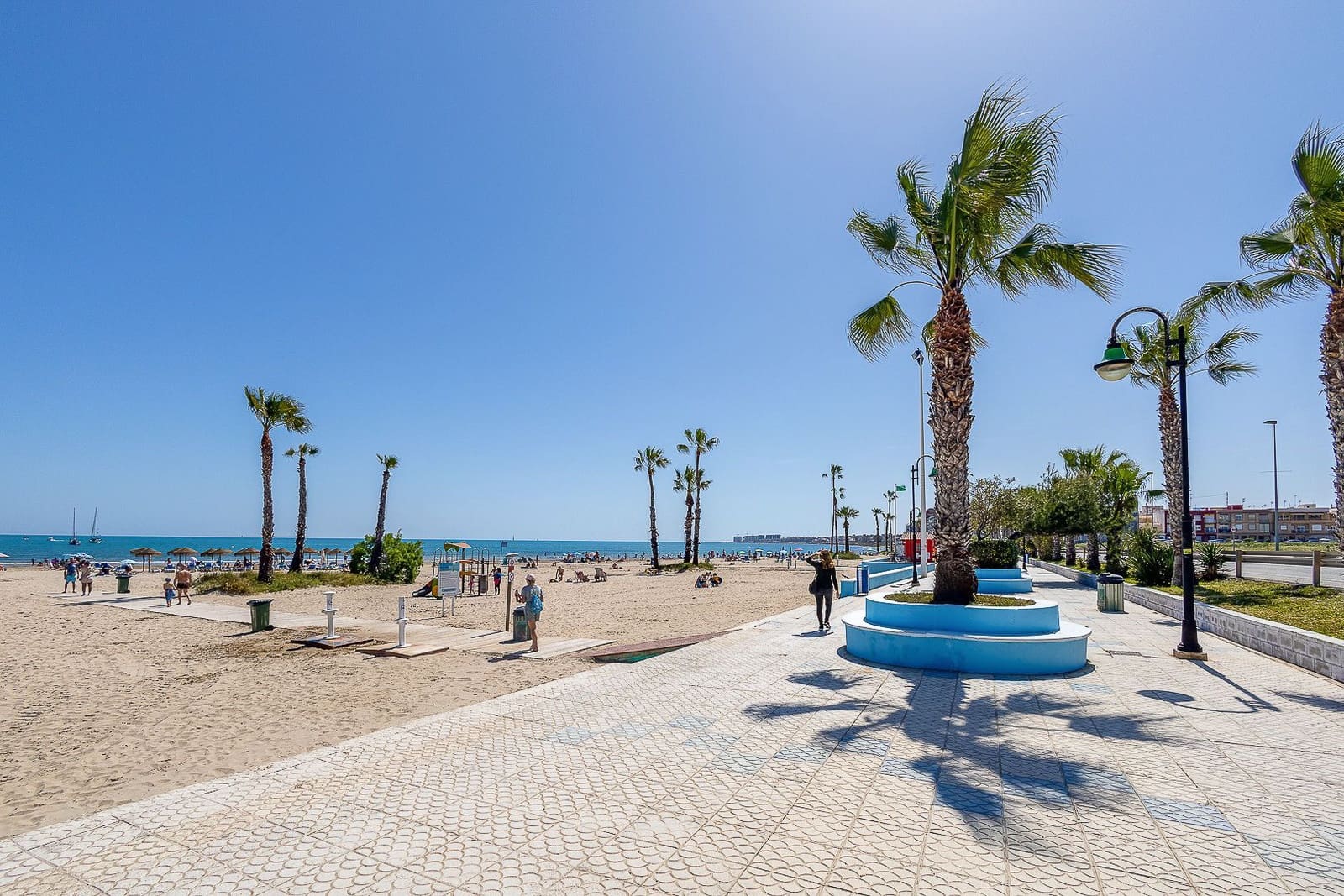 1 sovrum Lägenhet till salu i Torrevieja med pool - 109 500 € (Ref: 9780181)