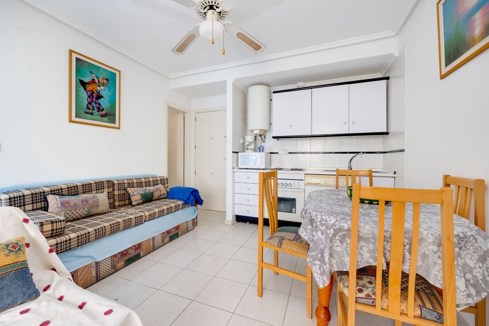 1 sovrum Lägenhet till salu i Torrevieja med pool - 109 500 € (Ref: 9780181)