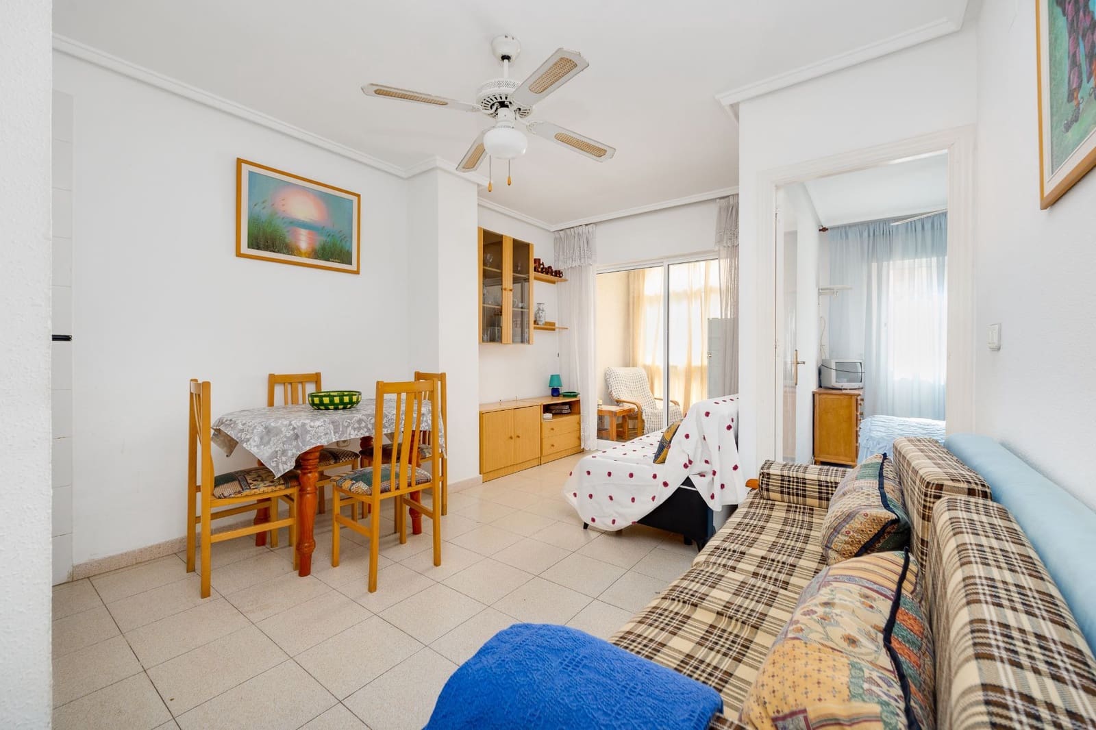1 sovrum Lägenhet till salu i Torrevieja med pool - 109 500 € (Ref: 9780181)