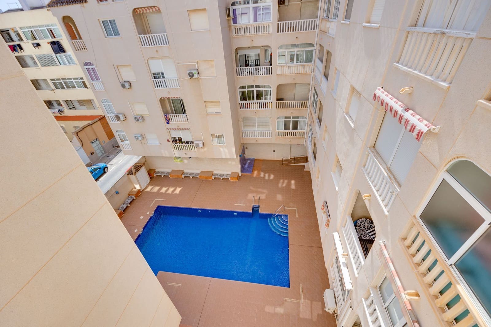1 sovrum Lägenhet till salu i Torrevieja med pool - 109 500 € (Ref: 9780181)