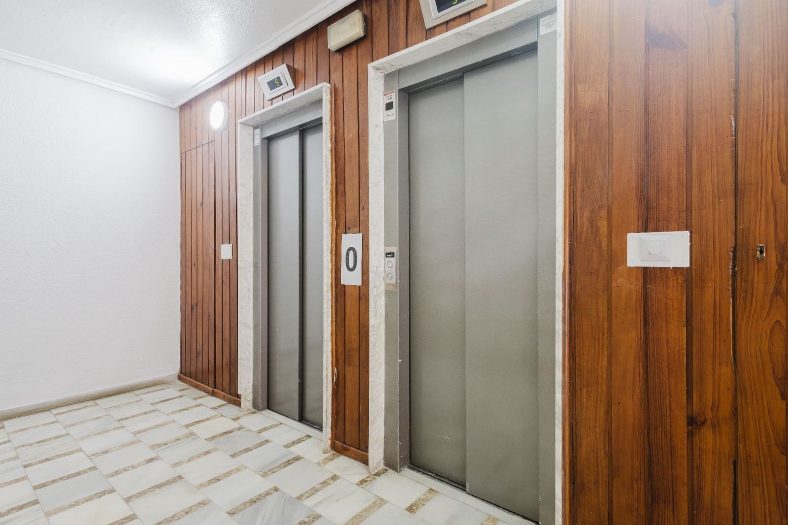 Apartamento de 3 habitaciones en Torrevieja en venta con piscina - 249.900 € (Ref: 9790724)