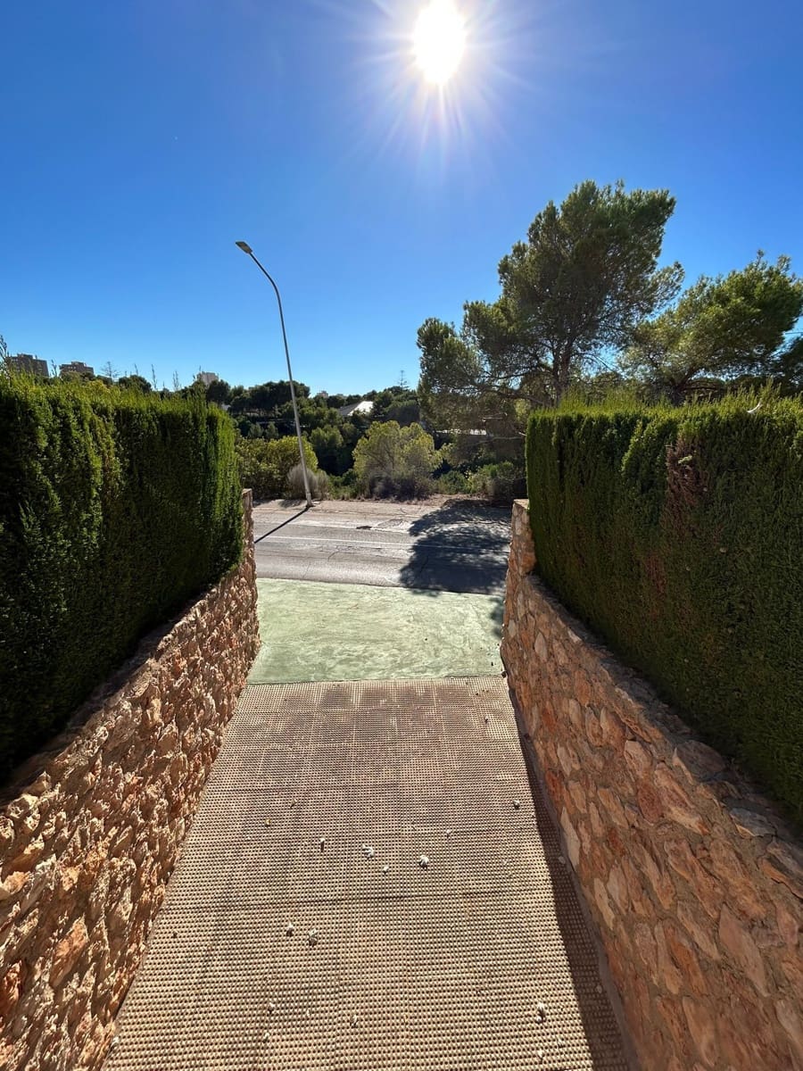 4 bedroom Villa for sale in Dehesa de Campoamor - € 1,300,000 (Ref: 9815645)