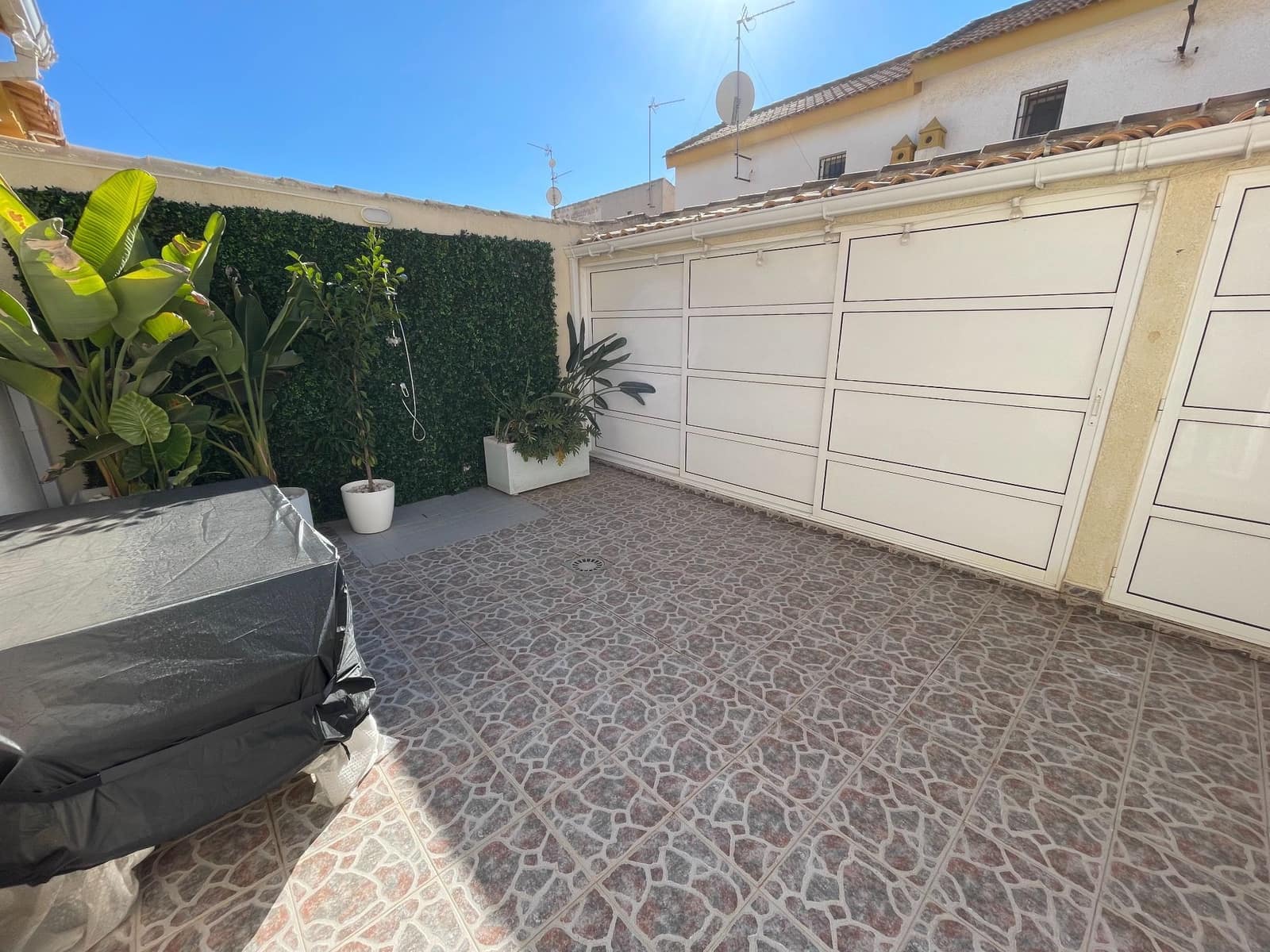 3 bedroom Townhouse for sale in Torre de la Horadada with pool - € 399,000 (Ref: 9815646)