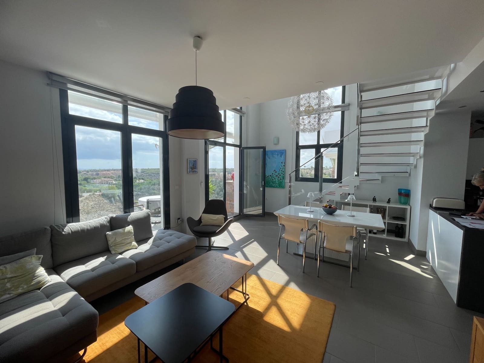 3 makuuhuone Kattohuoneisto myytävänä paikassa Orihuela Costa mukana uima-altaan - 385 000 € (Ref: 9815648)