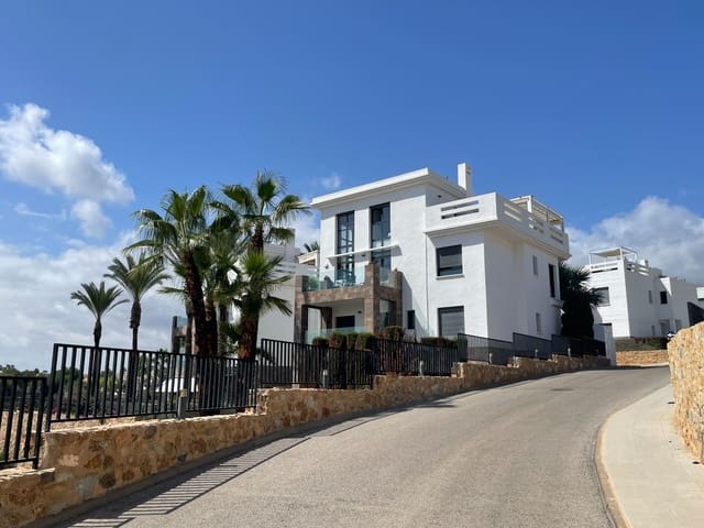 3 makuuhuone Kattohuoneisto myytävänä paikassa Orihuela Costa, Orihuela mukana uima-altaan - 385 000 € (Ref: 9815648)