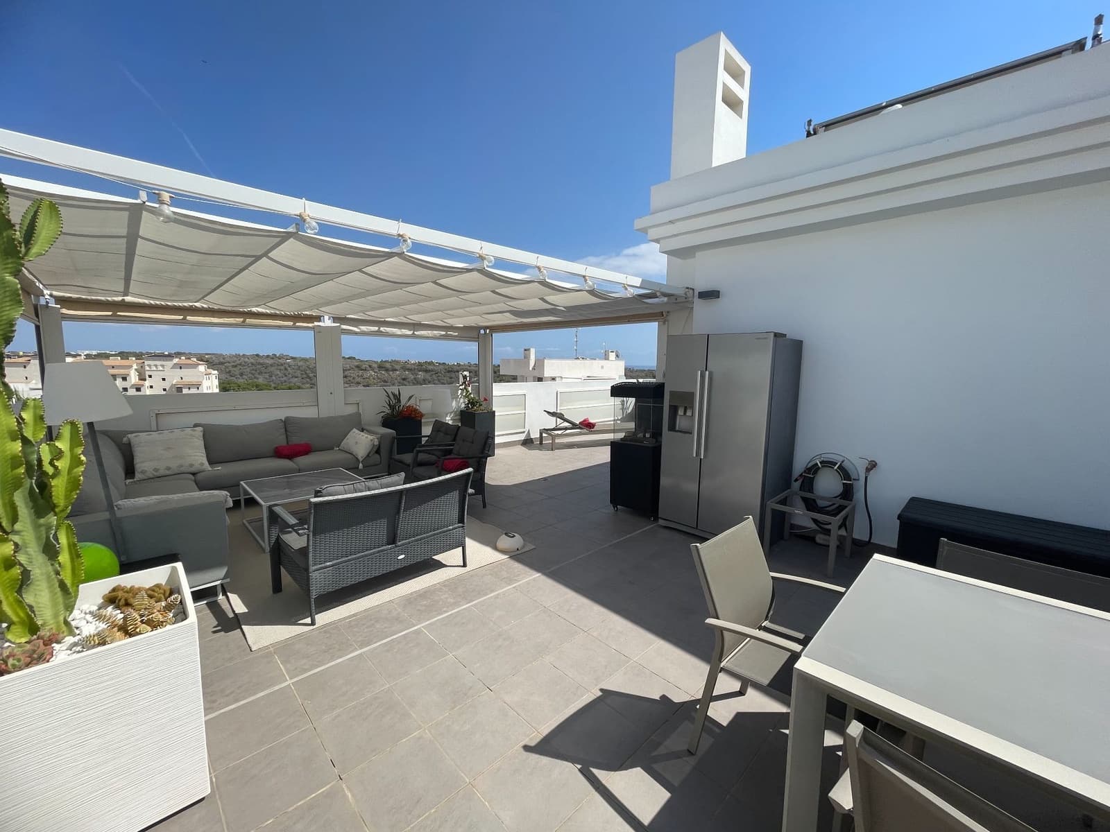 3 makuuhuone Kattohuoneisto myytävänä paikassa Orihuela Costa mukana uima-altaan - 385 000 € (Ref: 9815648)