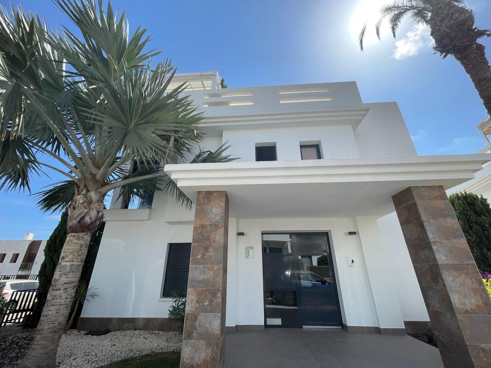 3 makuuhuone Kattohuoneisto myytävänä paikassa Orihuela Costa mukana uima-altaan - 385 000 € (Ref: 9815648)