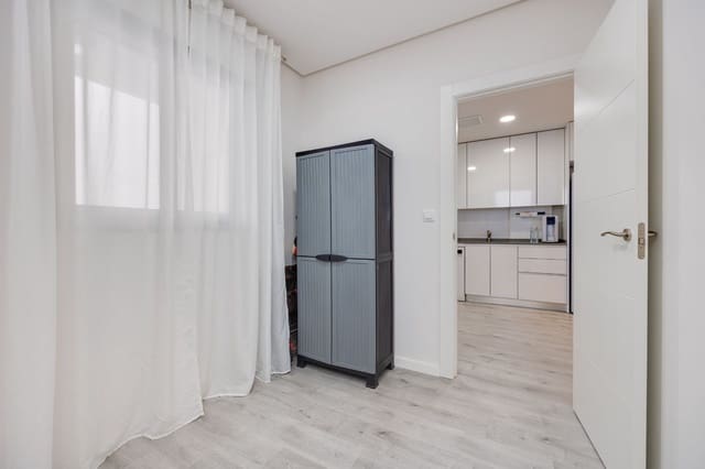 3 slaapkamer Appartement te koop in Orihuela Costa, Orihuela met zwembad garage - € 299.000 (Ref: 9817761)