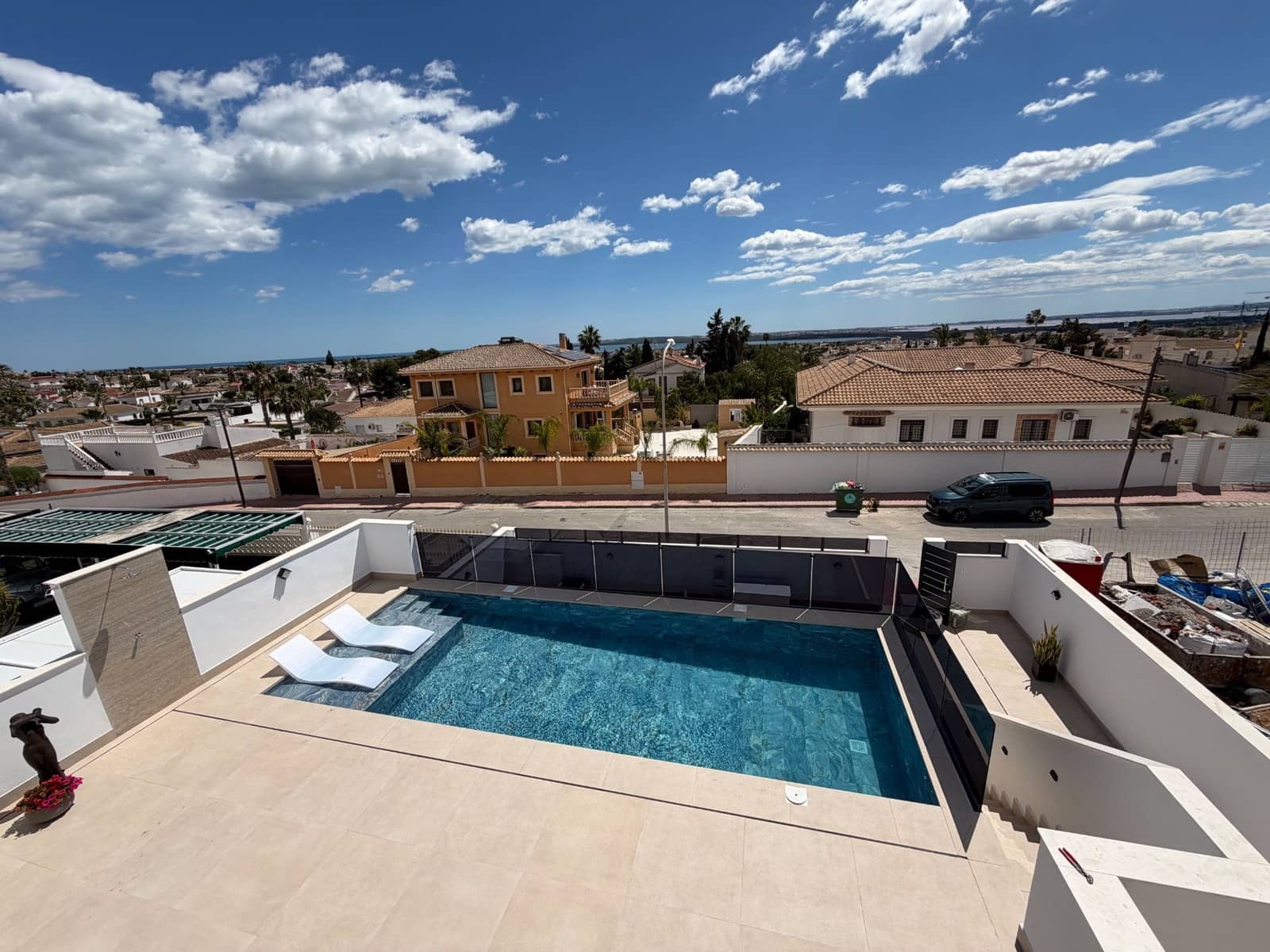 3 soveværelse Villa til salg i Ciudad Quesada med swimmingpool garage - € 1.050.000 (Ref: 9819961)