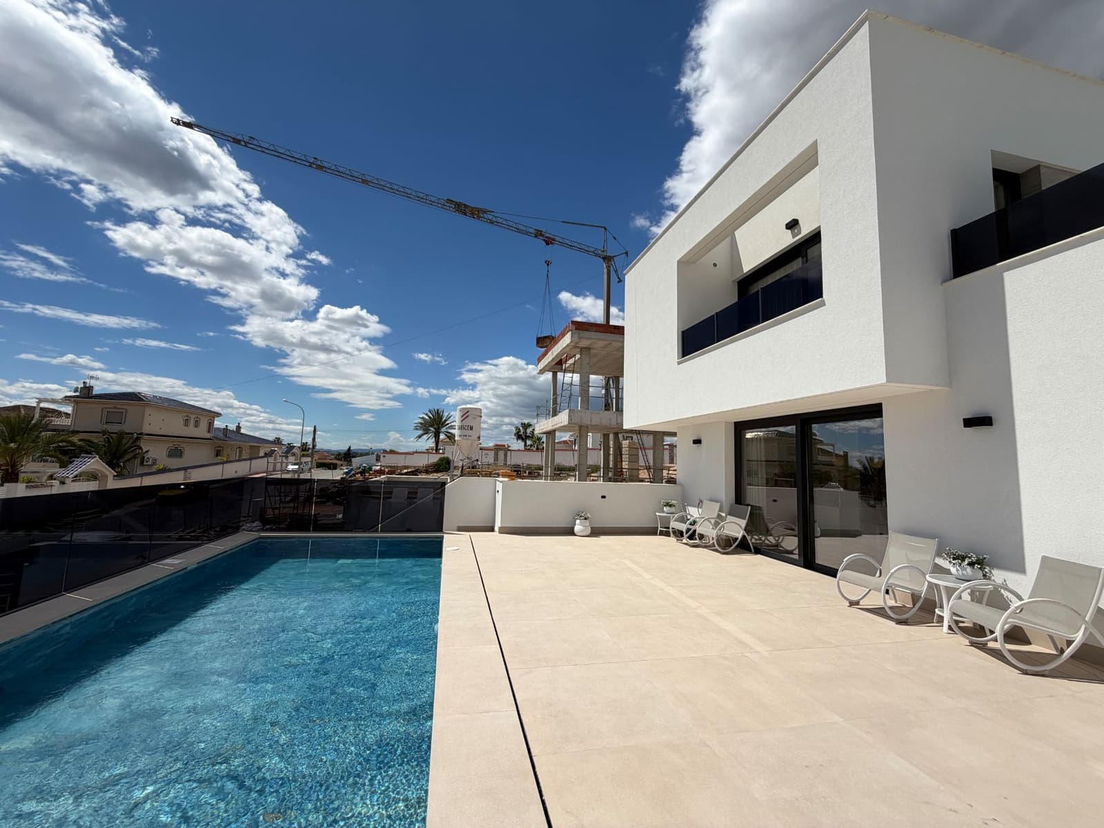 3 soveværelse Villa til salg i Ciudad Quesada med swimmingpool garage - € 1.050.000 (Ref: 9819961)