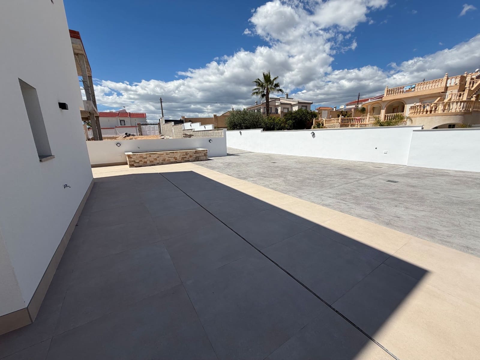 3 soveværelse Villa til salg i Ciudad Quesada med swimmingpool garage - € 1.050.000 (Ref: 9819961)