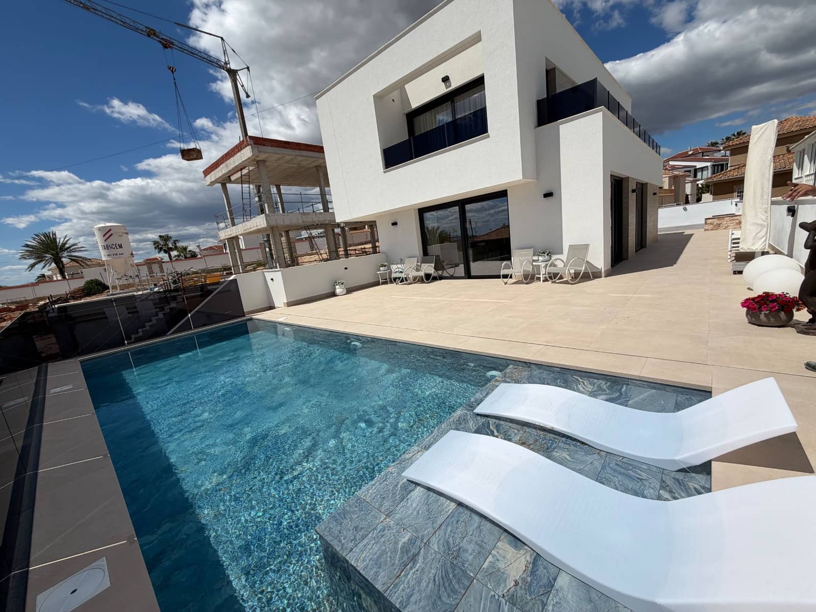 3 soveværelse Villa til salg i Ciudad Quesada med swimmingpool garage - € 1.050.000 (Ref: 9819961)