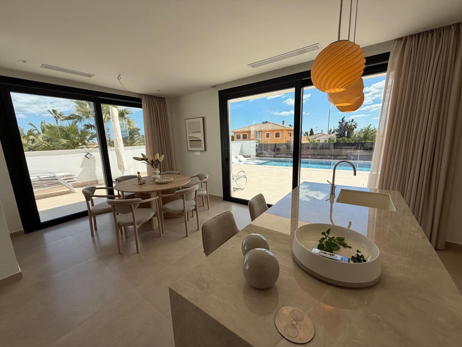 3 soveværelse Villa til salg i Ciudad Quesada med swimmingpool garage - € 1.050.000 (Ref: 9819961)