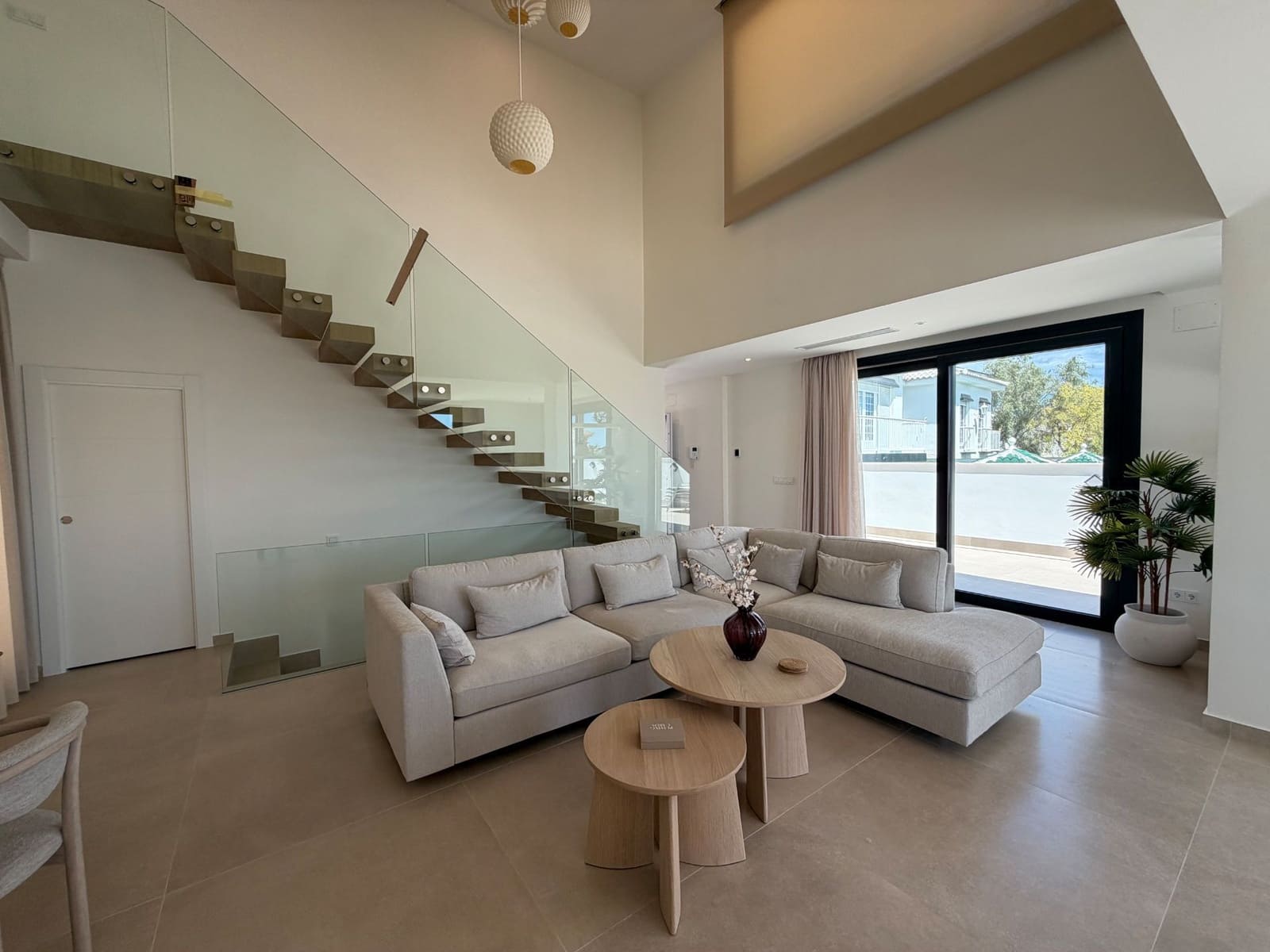 3 soveværelse Villa til salg i Ciudad Quesada med swimmingpool garage - € 1.050.000 (Ref: 9819961)