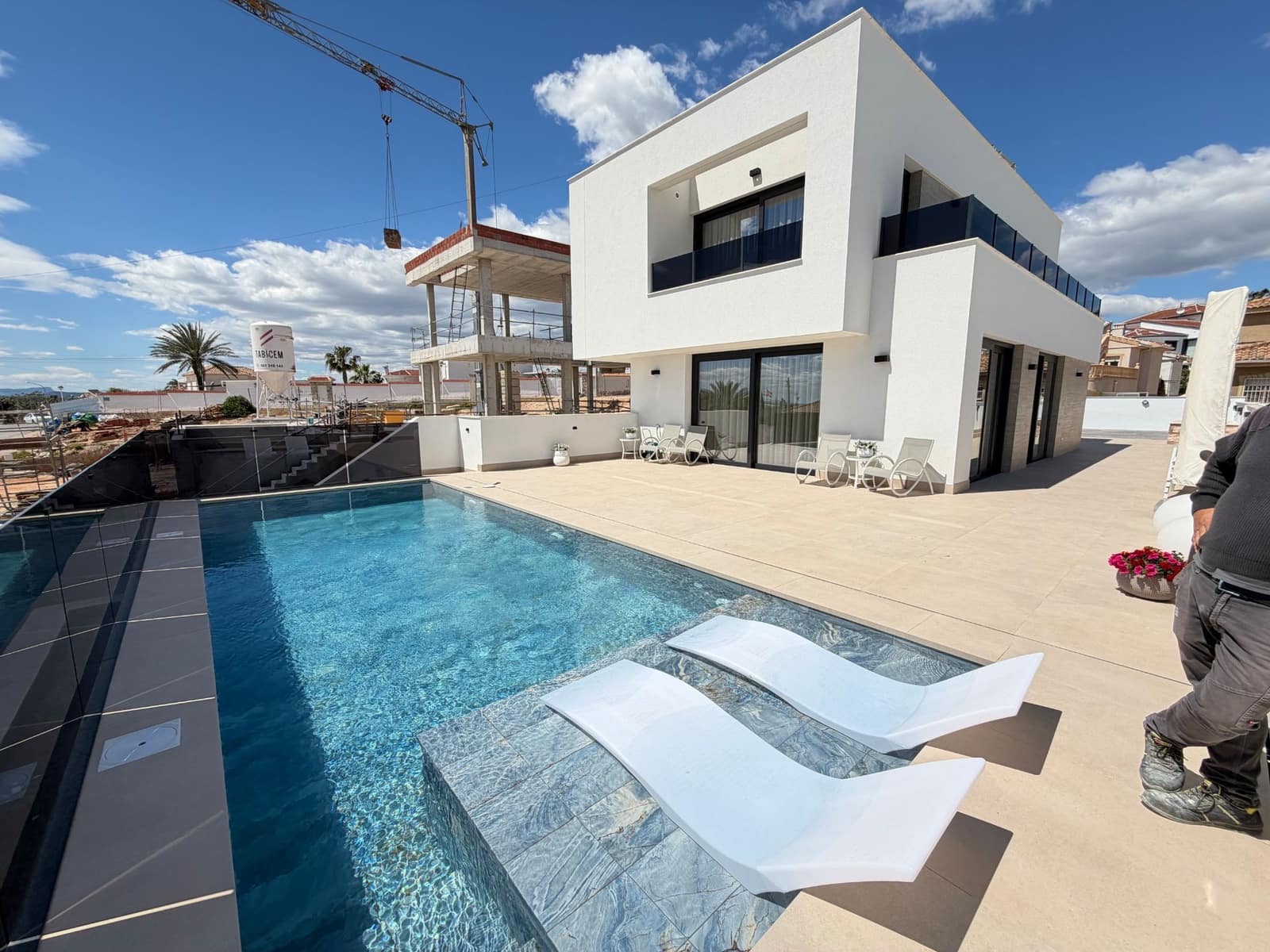 3 soveværelse Villa til salg i Ciudad Quesada med swimmingpool garage - € 1.050.000 (Ref: 9819961)