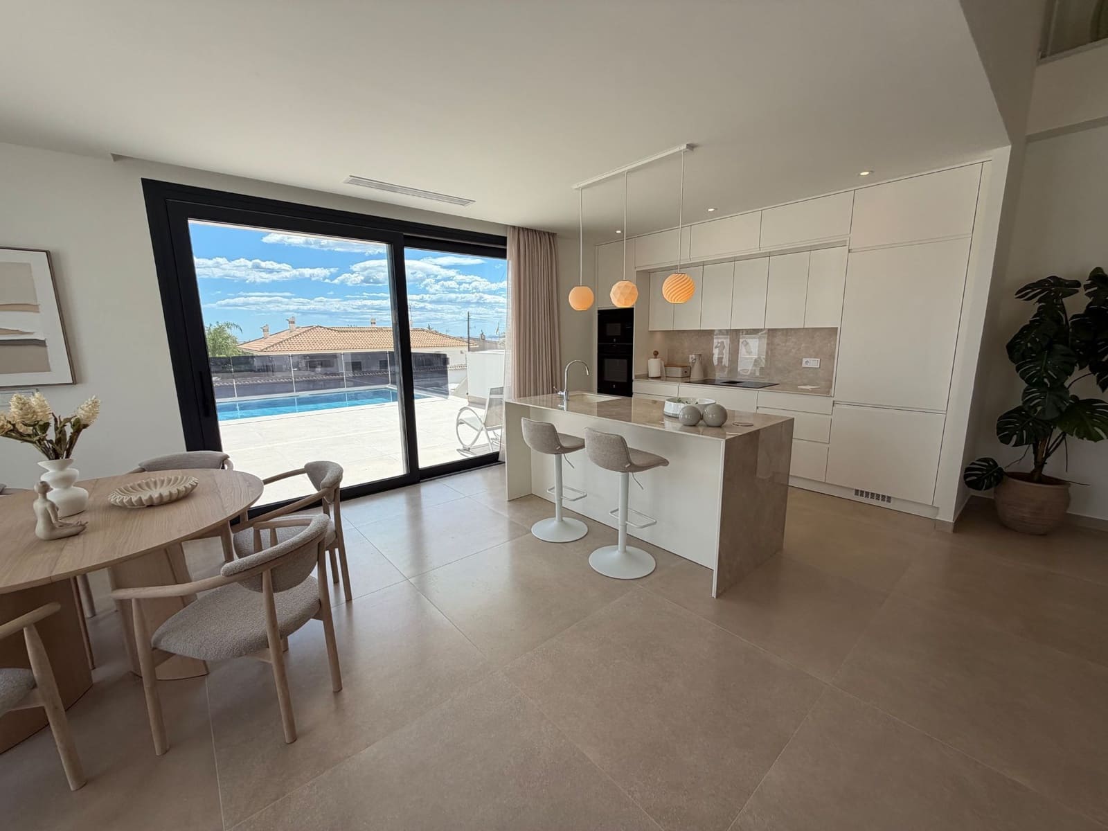 3 soveværelse Villa til salg i Ciudad Quesada med swimmingpool garage - € 1.050.000 (Ref: 9819961)