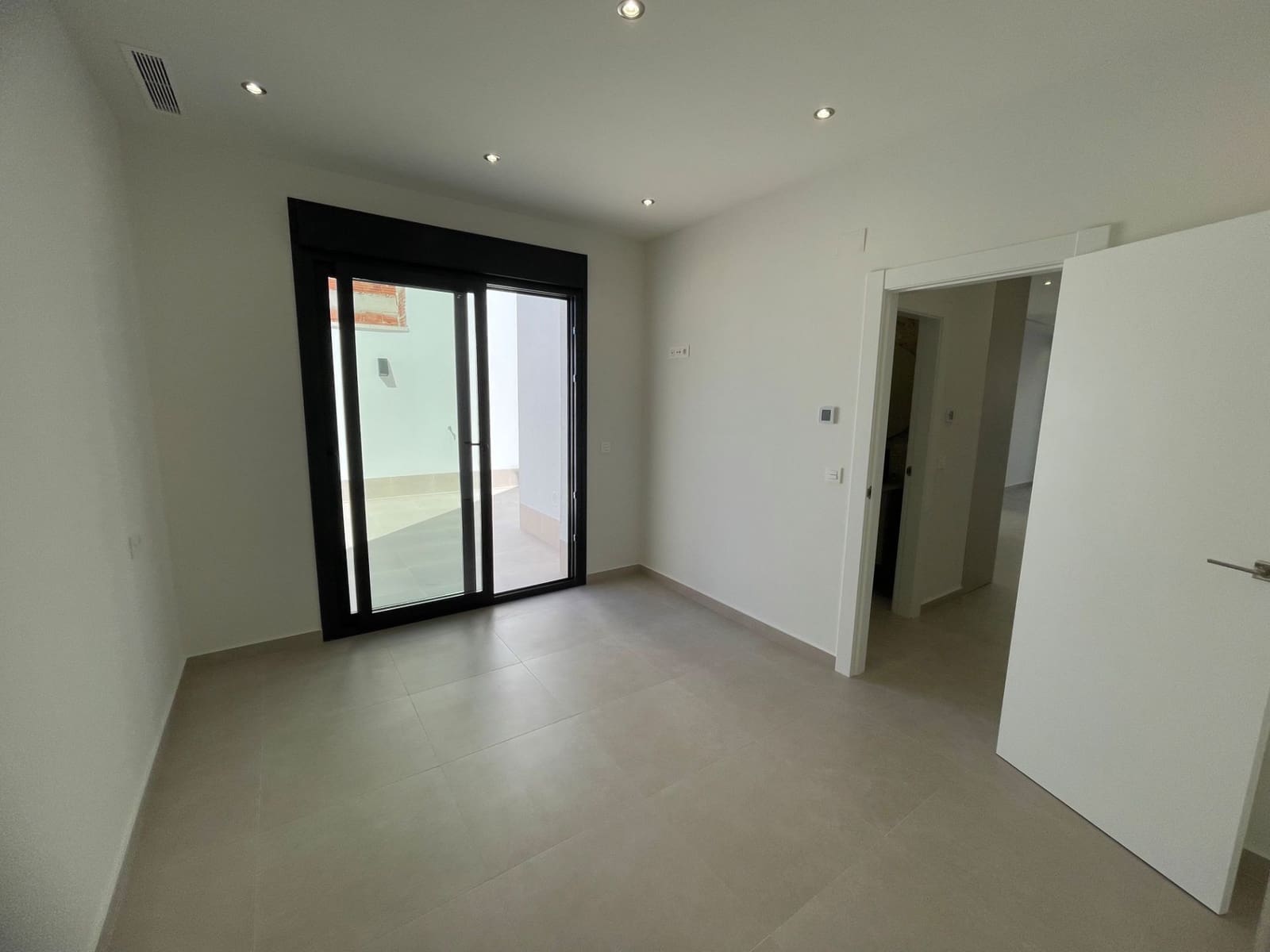 3 bedroom Villa for sale in Almoradi - € 359,900 (Ref: 9819962)