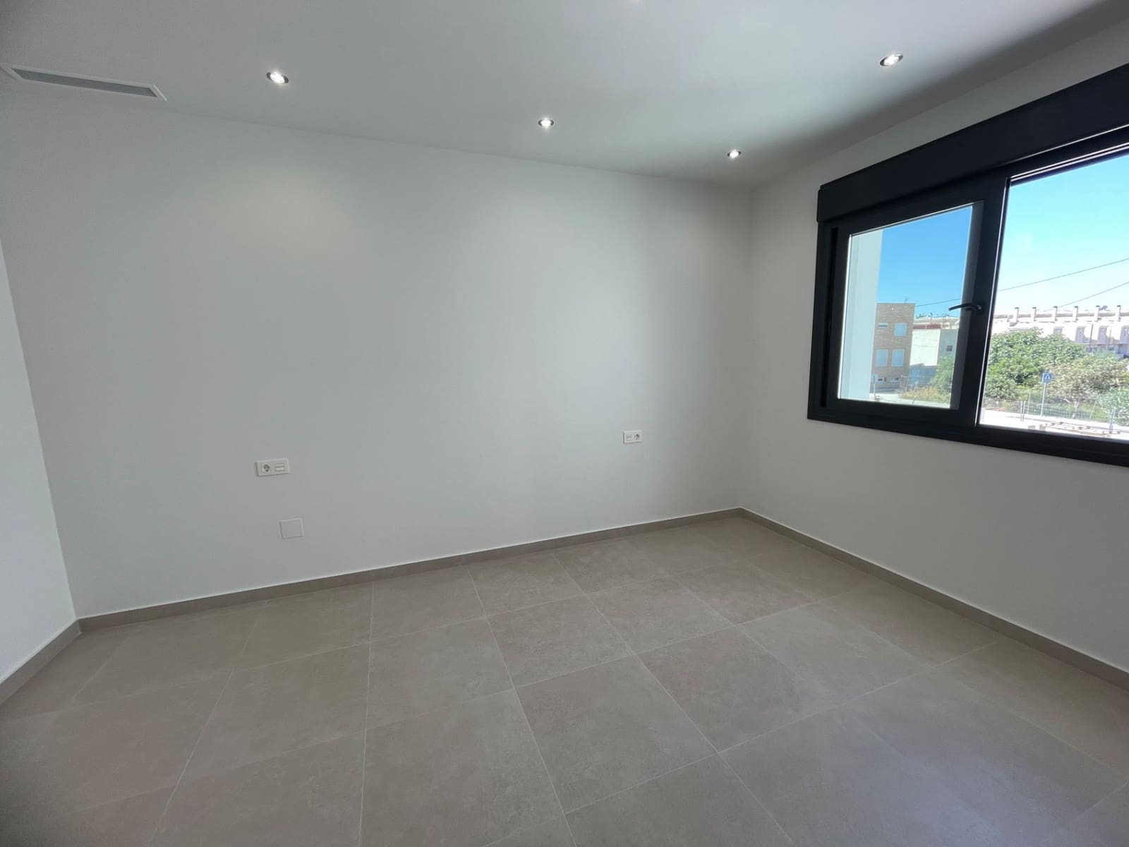 3 bedroom Villa for sale in Almoradi - € 359,900 (Ref: 9819962)