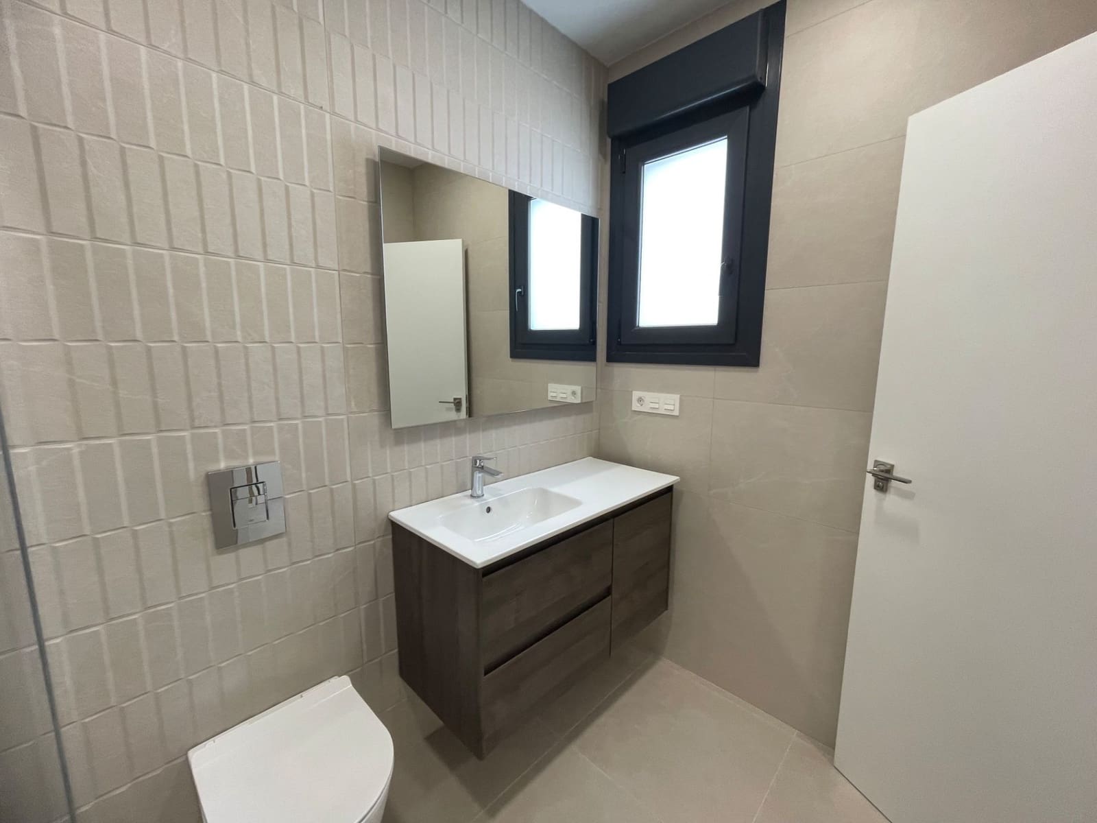3 bedroom Villa for sale in Almoradi - € 359,900 (Ref: 9819962)