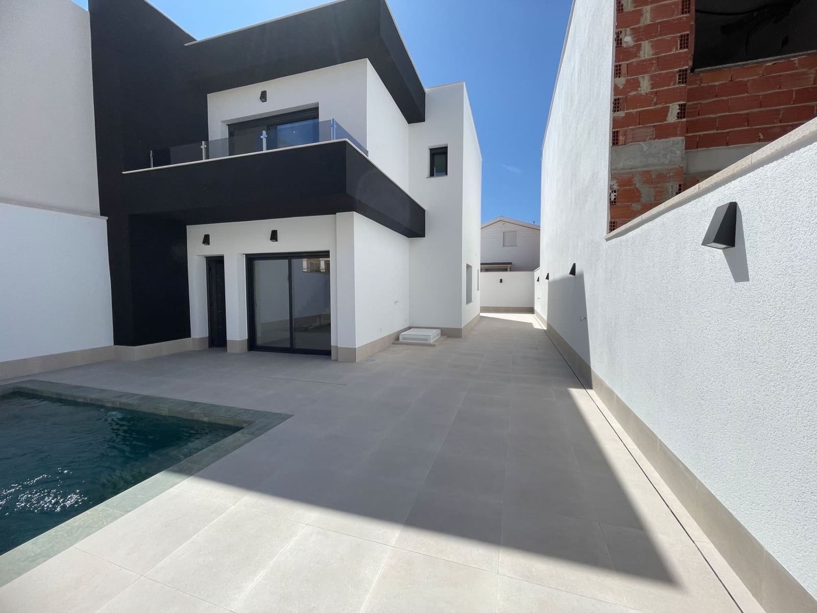 3 bedroom Villa for sale in Almoradi - € 359,900 (Ref: 9819962)