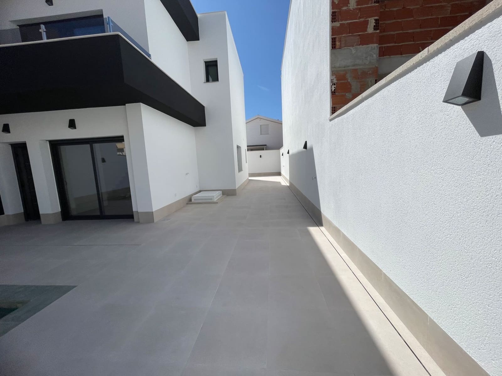 3 bedroom Villa for sale in Almoradi - € 359,900 (Ref: 9819962)