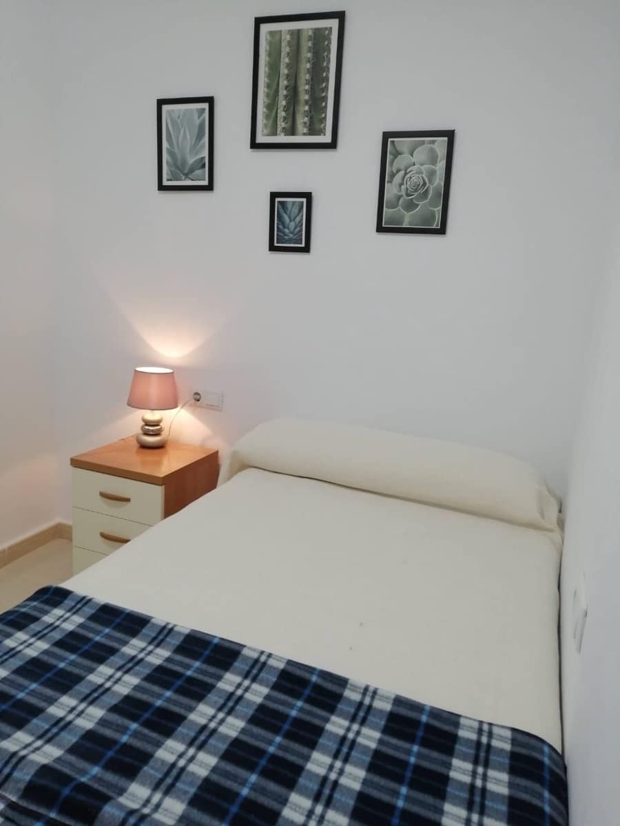 3 bedroom Apartment for sale in Pilar de la Horadada - € 135,000 (Ref: 9821845)
