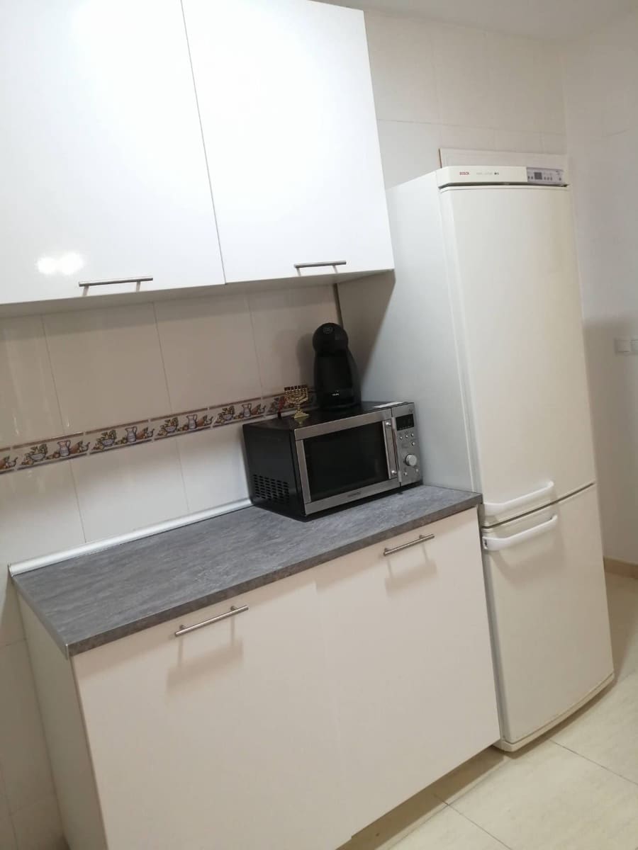 3 bedroom Apartment for sale in Pilar de la Horadada - € 135,000 (Ref: 9821845)