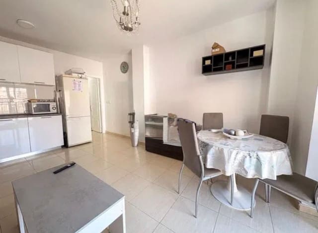 3 bedroom Apartment for sale in Pilar de la Horadada ciudad, Pilar de la Horadada - € 135,000 (Ref: 9821845)