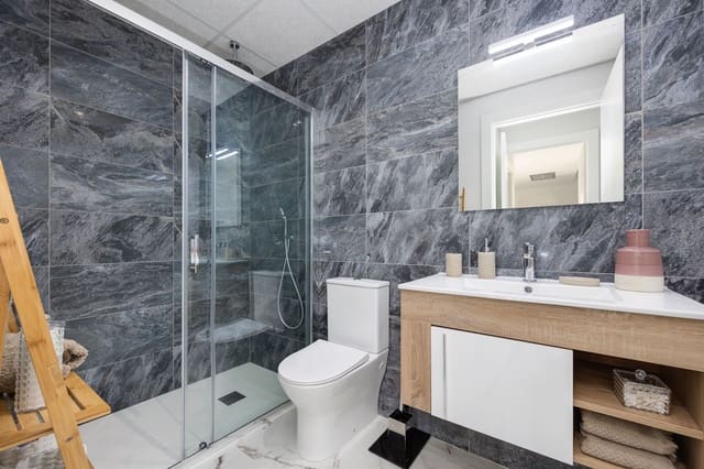 2 sovrum Lägenhet till salu i San Miguel de Salinas med garage - 230 000 € (Ref: 9835944)