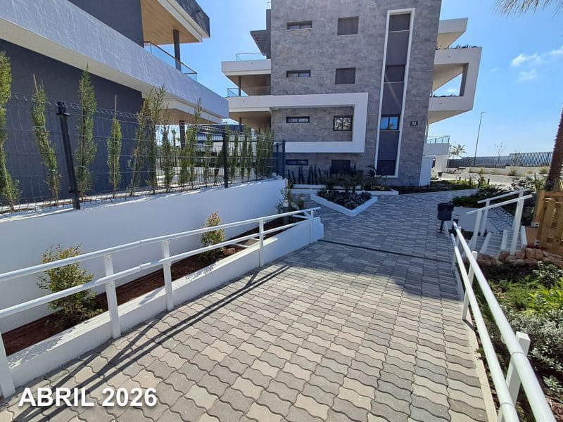 1 chambre Appartement à vendre à Torrevieja avec piscine - 260 000 € (Ref: 9835945)