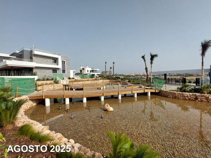 1 chambre Appartement à vendre à Torrevieja avec piscine - 260 000 € (Ref: 9835945)