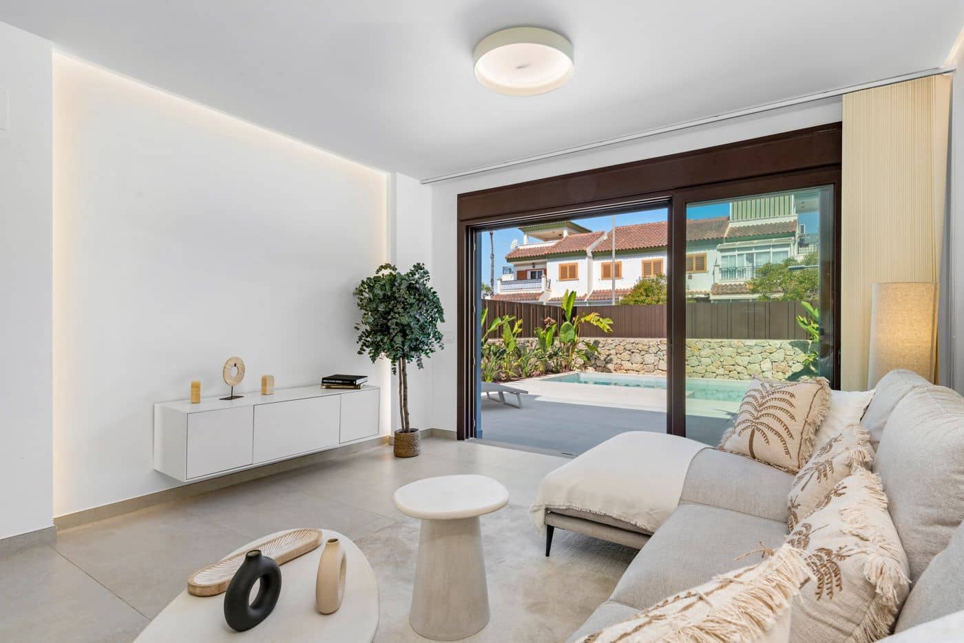 3 bedroom Villa for sale in Dehesa de Campoamor with pool garage - € 539,900 (Ref: 9845062)