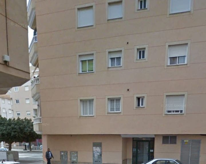 Garage til salg i Torrevieja - € 7.500 (Ref: 9849066)