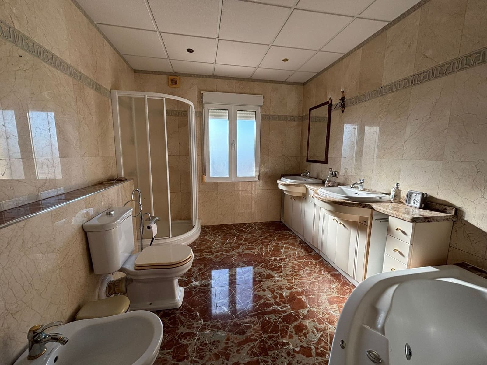 Pareado de 4 habitaciones en Torrevieja en venta con piscina garaje - 390.000 € (Ref: 9868264)