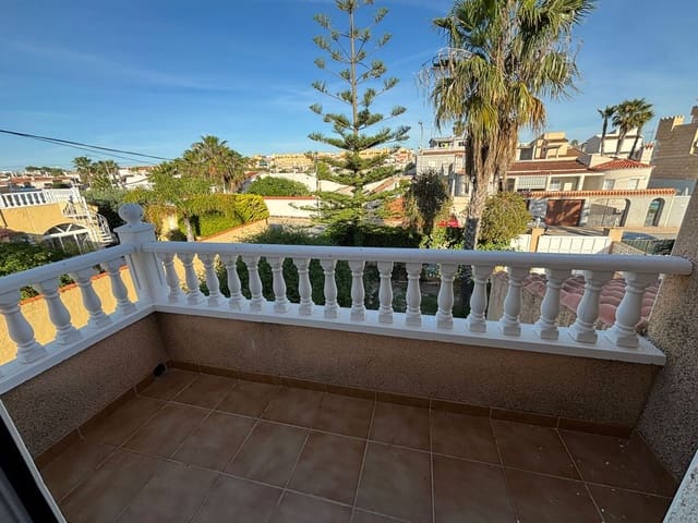 Pareado de 4 habitaciones en El Chaparral, Torrevieja en venta con piscina garaje - 390.000 € (Ref: 9868264)