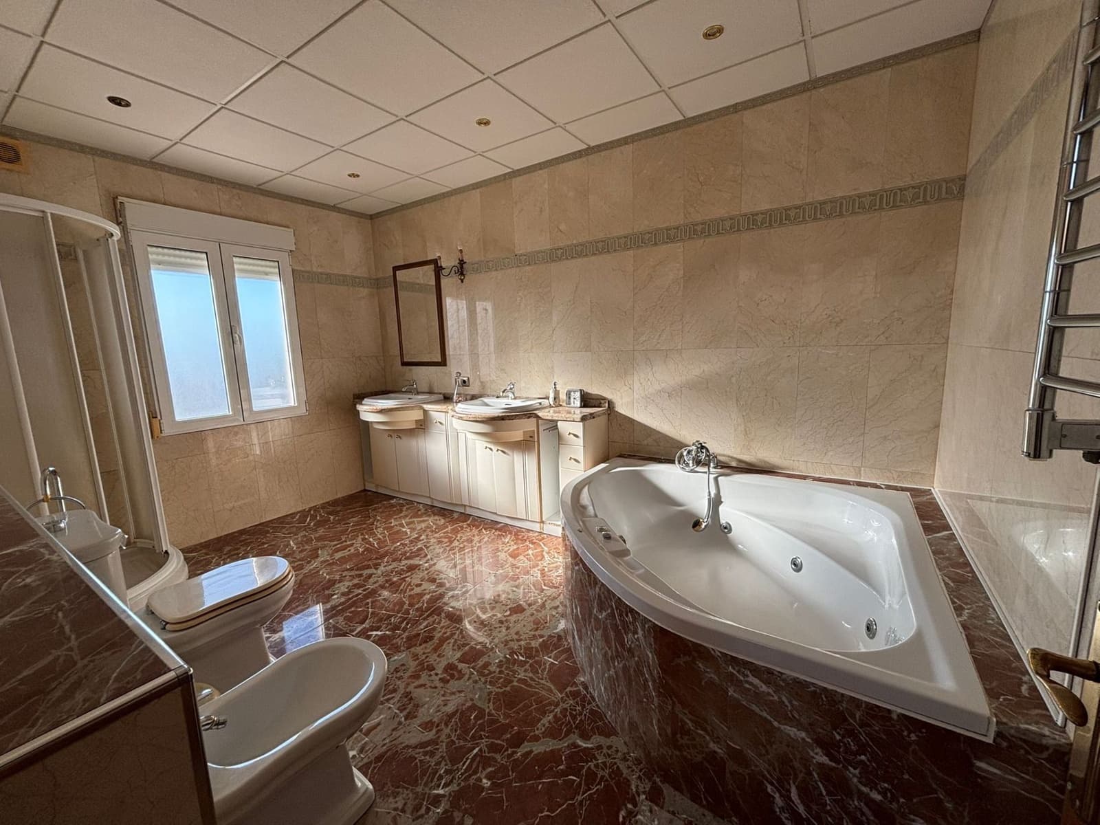 Pareado de 4 habitaciones en Torrevieja en venta con piscina garaje - 390.000 € (Ref: 9868264)
