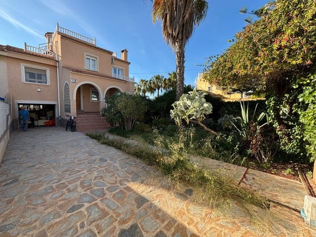 Pareado de 4 habitaciones en El Chaparral, Torrevieja en venta con piscina garaje - 390.000 € (Ref: 9868264)