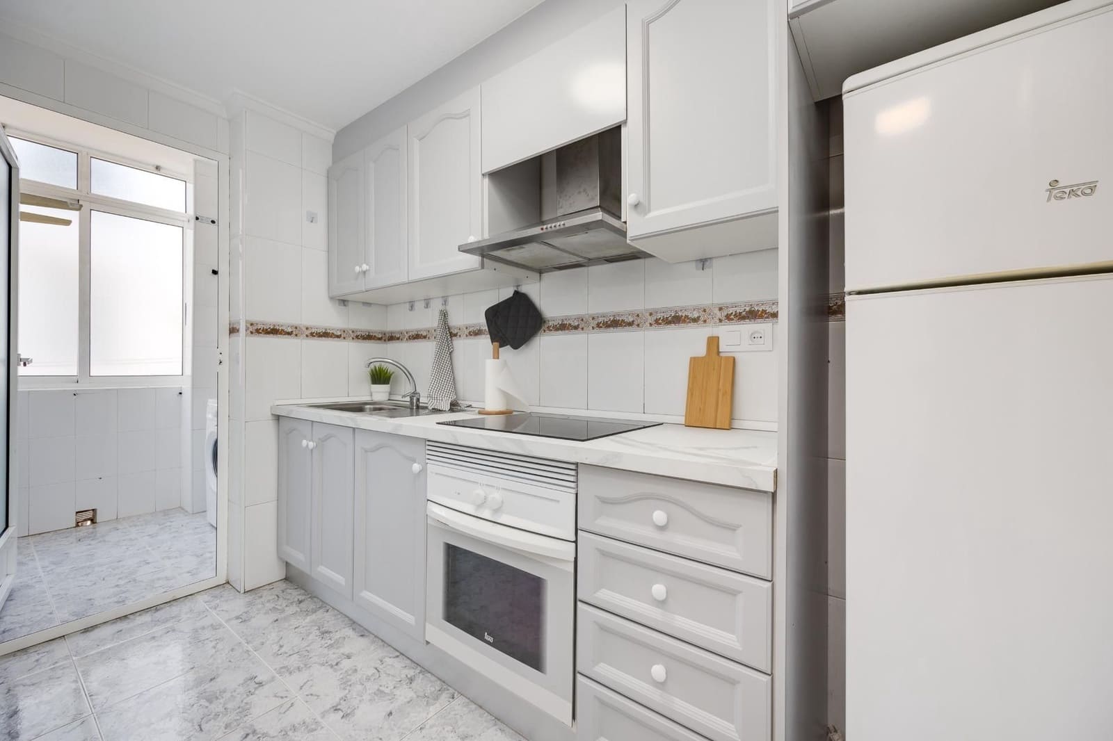 2 soverom Leilighet til salgs i Torrevieja med svømmebasseng - € 138 470 (Ref: 9880633)