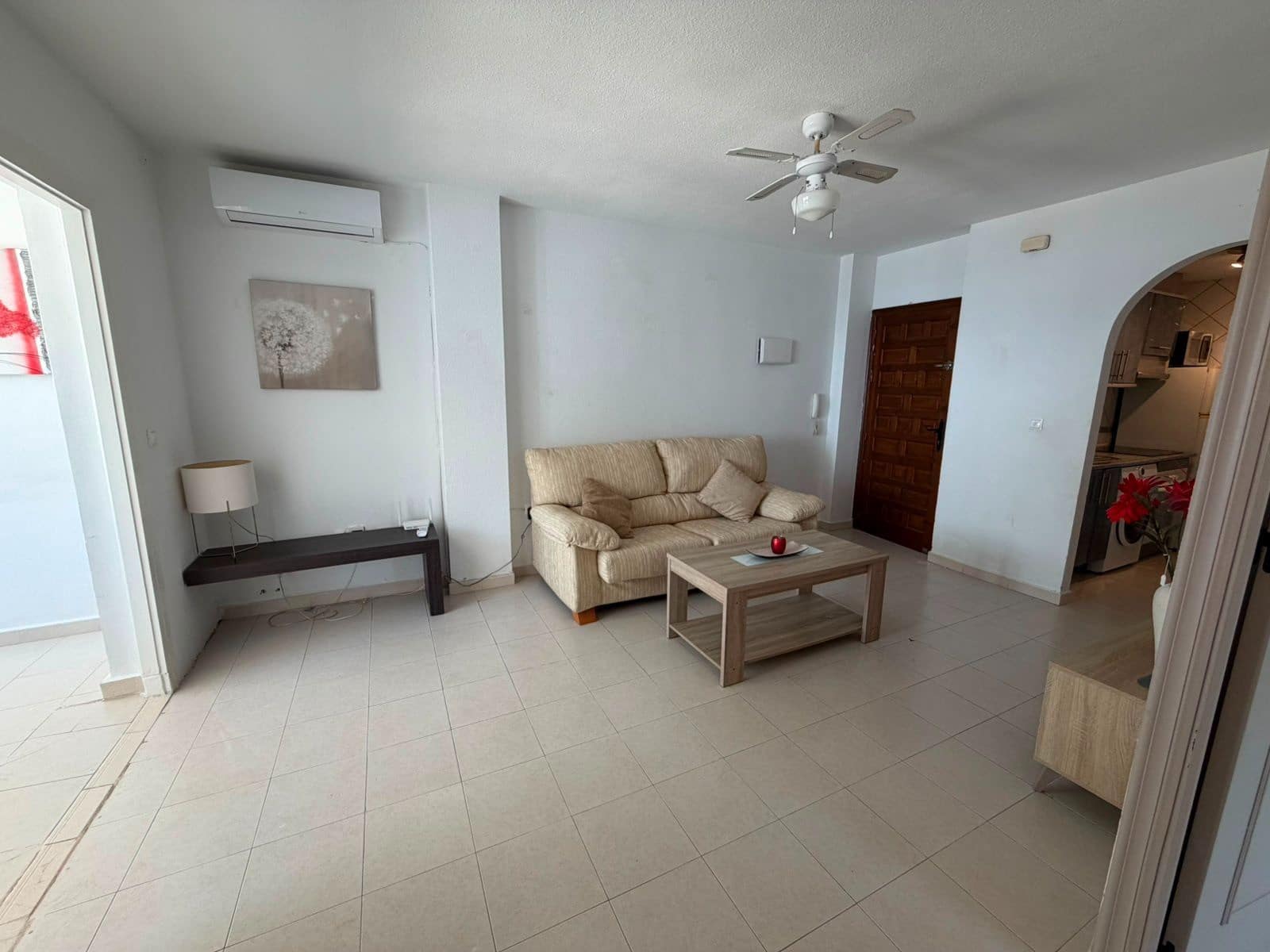 2 soveværelse Lejlighed til salg i Torrevieja med swimmingpool - € 139.000 (Ref: 9880634)